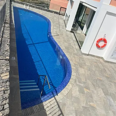 Amazing Duplex With Panoramic Ocean Views * 아데제