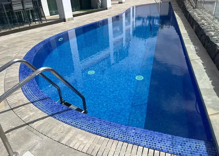 Amazing Duplex With Panoramic Ocean Views *