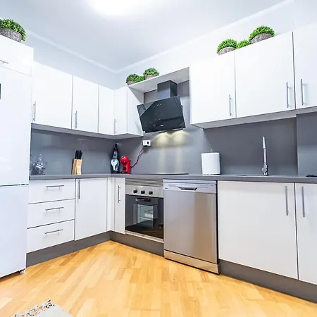 Amazing Duplex With Panoramic Ocean Views