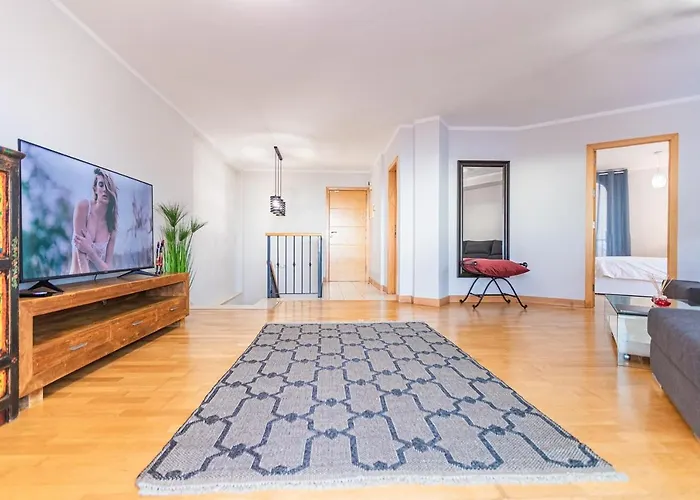 Amazing Duplex With Panoramic Ocean Views 아데제