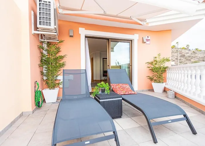 Amazing Duplex With Panoramic Ocean Views 아파트